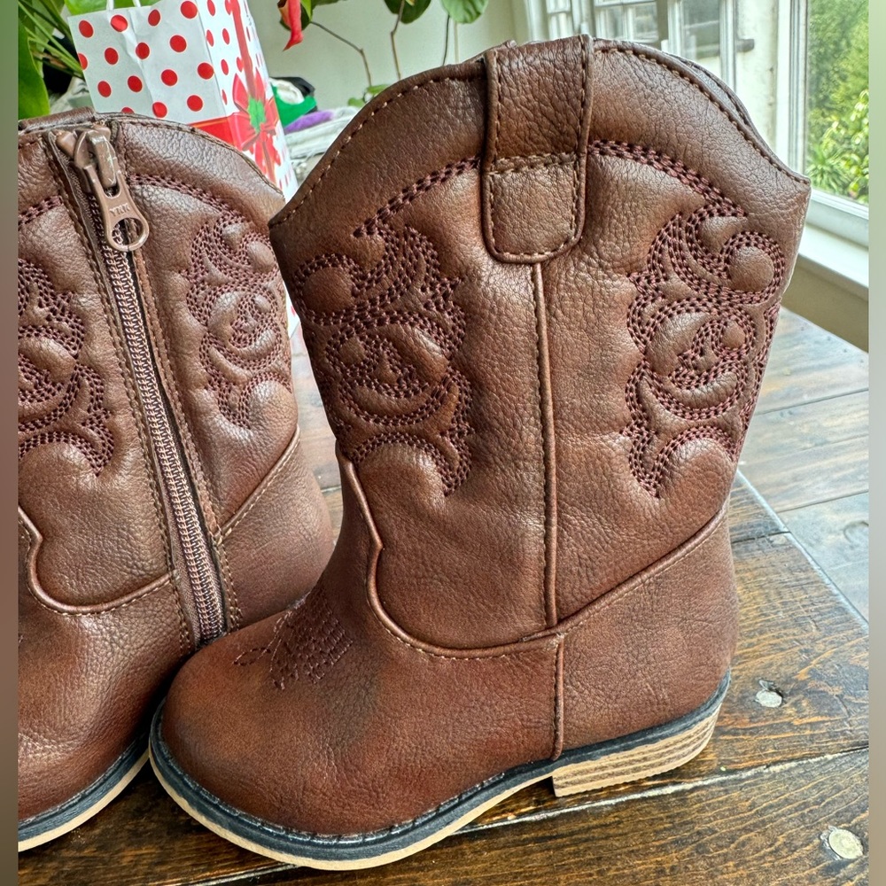 Cat and Jack toddler cowboy boots